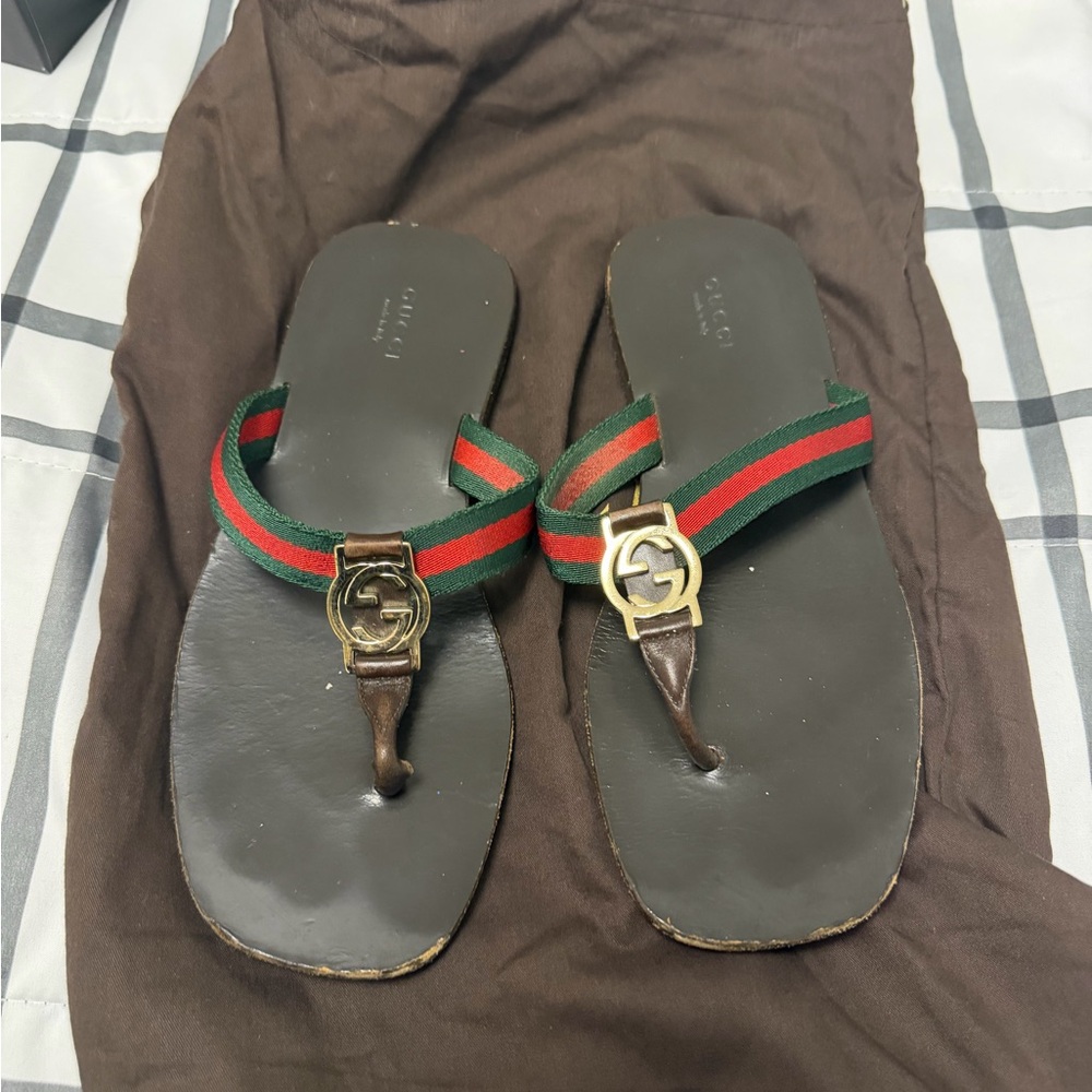 Gucci Black Sandals with Green and Red Straps